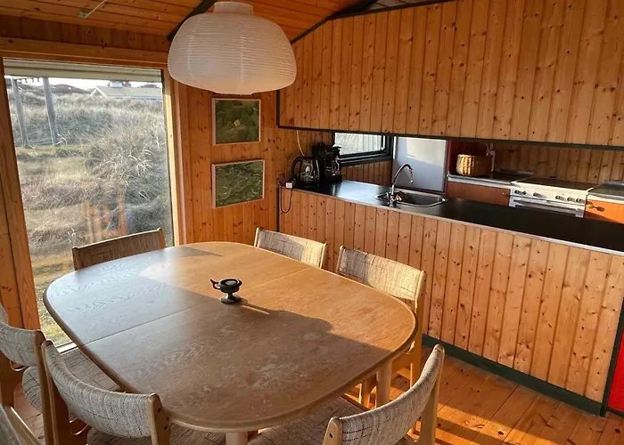 70s Charm Just 300 M From The * Blokhus