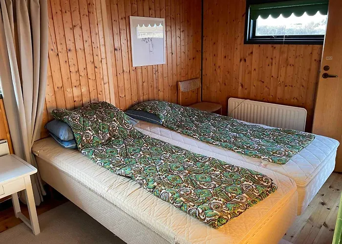Feriehus 70s Charm Just 300 M From The *
