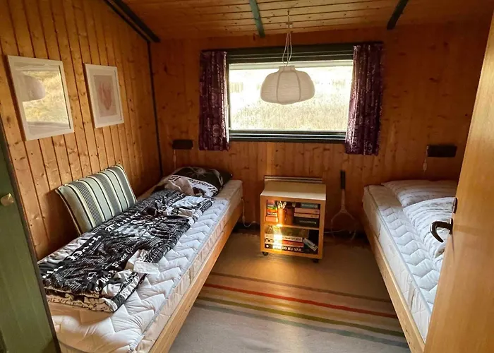 70s Charm Just 300 M From The Feriehus *